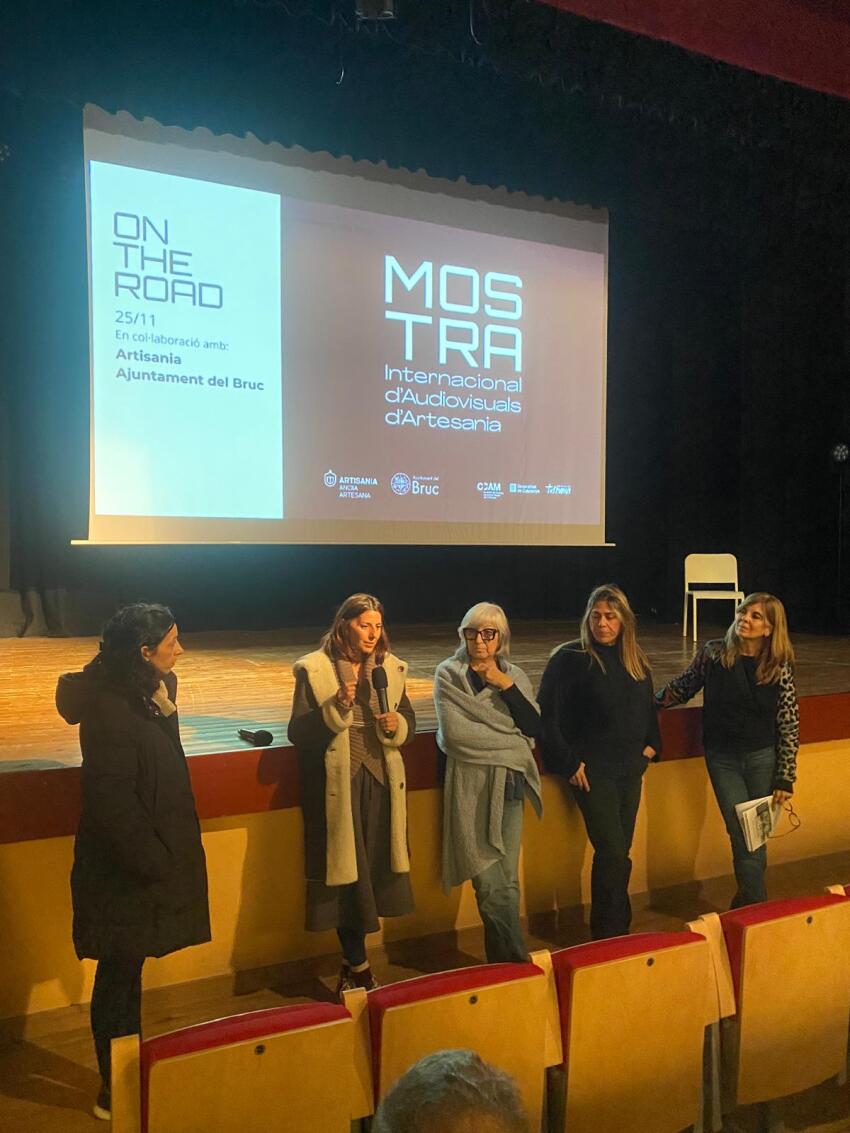 Crònica de La Vesprada Artesana: un espai per pensar, compartir i imaginar el futur de l’artesania a l’Anoia