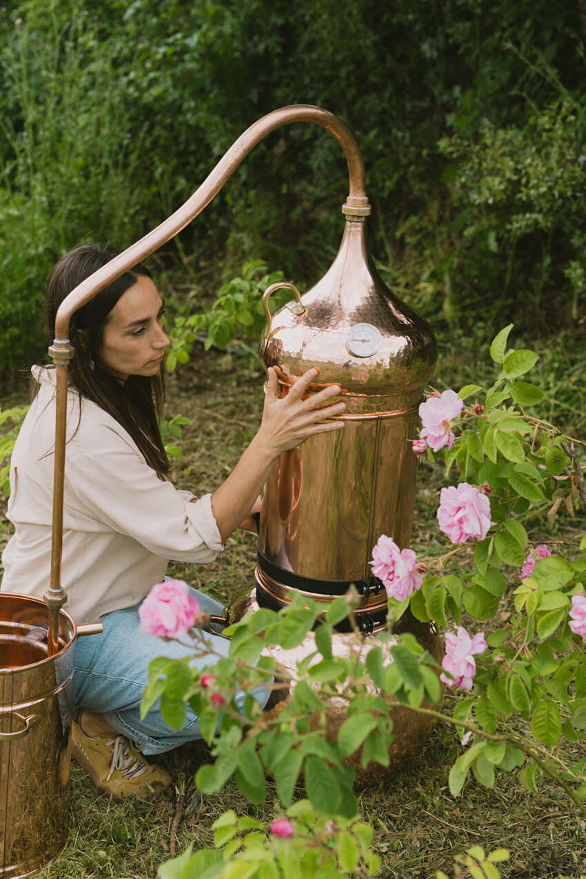 Descobreix l’origen de la cosmètica natural. Del cultiu a la pell amb In Essentia